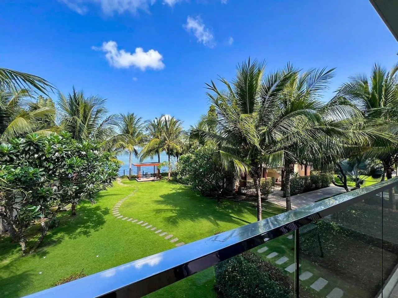 Marina Bay Vung Tau Resort & Spa 5*,