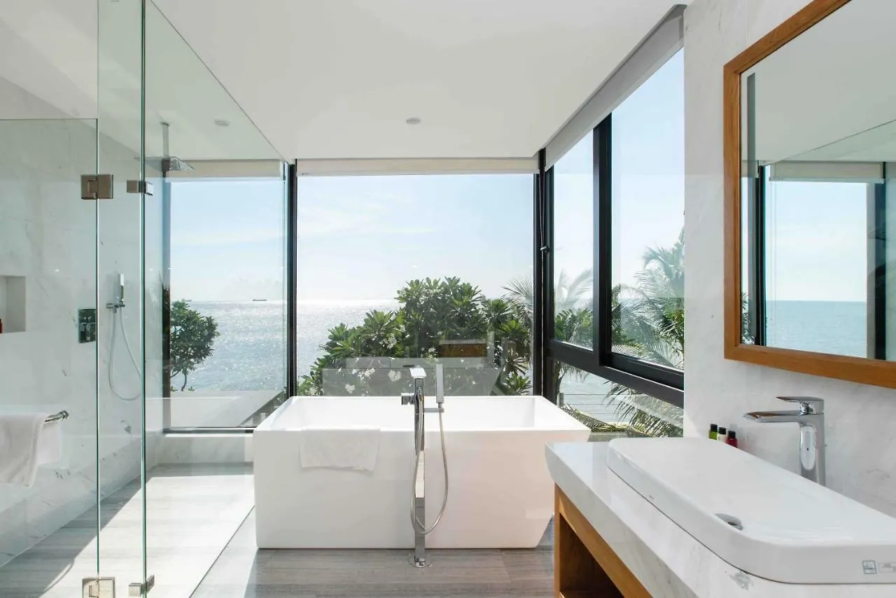 Marina Bay Vung Tau Resort & Spa 5*,